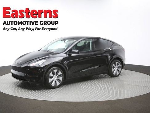 Used 2021 Tesla Model Y Long Range image 55