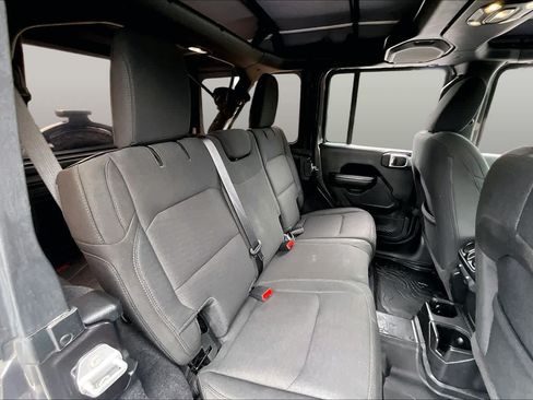 Used 2021 Jeep Wrangler Unlimited Sport AWD/4WD image 19
