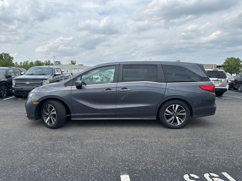 Used 2021 Honda Odyssey Touring image 9
