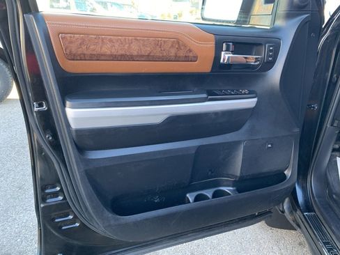 Used 2017 Toyota Tundra 1794 Edition image 16