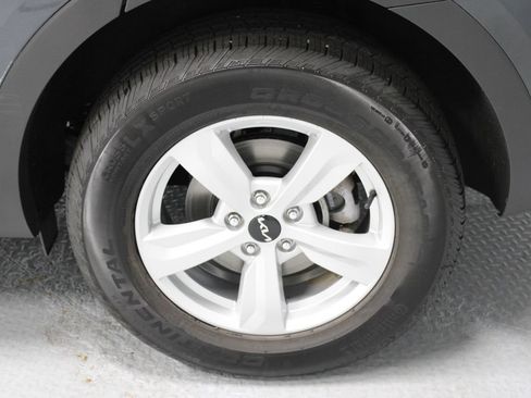 Used 2023 Kia Sorento LX AWD/4WD image 18