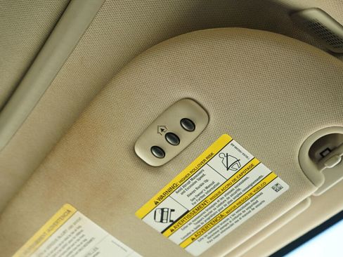 Used 2016 Lincoln Navigator Select AWD/4WD image 26