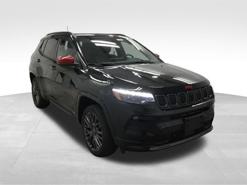 Used 2023 Jeep Compass Limited w/ Elite Group for (Red) Edition AWD/4WD image 3