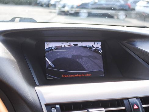 Used 2015 Lexus RX 450h AWD image 33