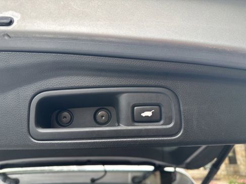 Used 2022 Honda Pilot Special Edition image 16