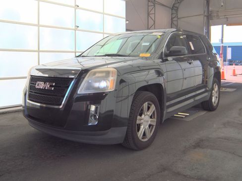 Used 2014 GMC Terrain SLE image 2