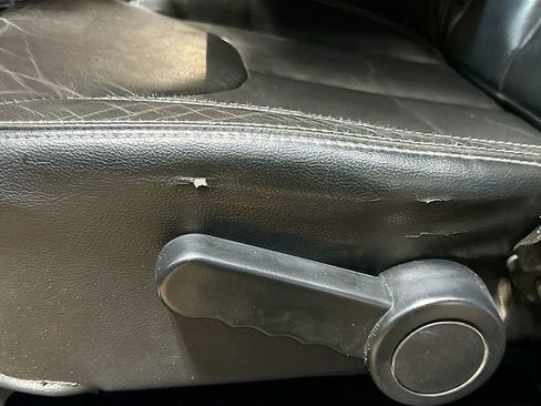 Used 2015 Jeep Wrangler Unlimited Rubicon w/ Dual Top Group image 17