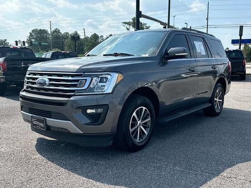 Certified 2019 Ford Expedition XLT w/ Equipment Group 201A RWD image 1