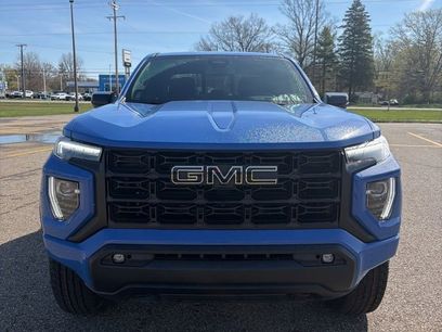 New 2026 GMC Canyon Elevation w/ Convenience Package