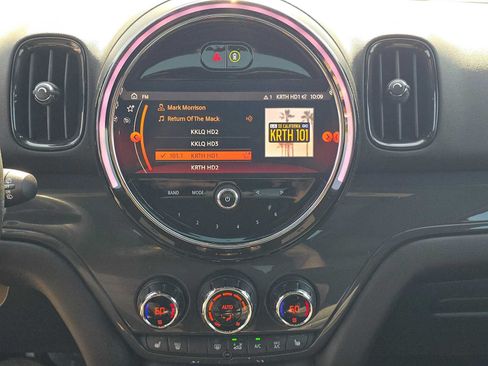 Used 2021 MINI Cooper Countryman FWD image 25
