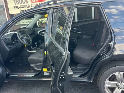 Used 2012 Toyota RAV4 Sport w/ Appearance Pkg image 8