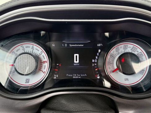 Used 2022 Dodge Challenger R/T w/ T/A Package image 22