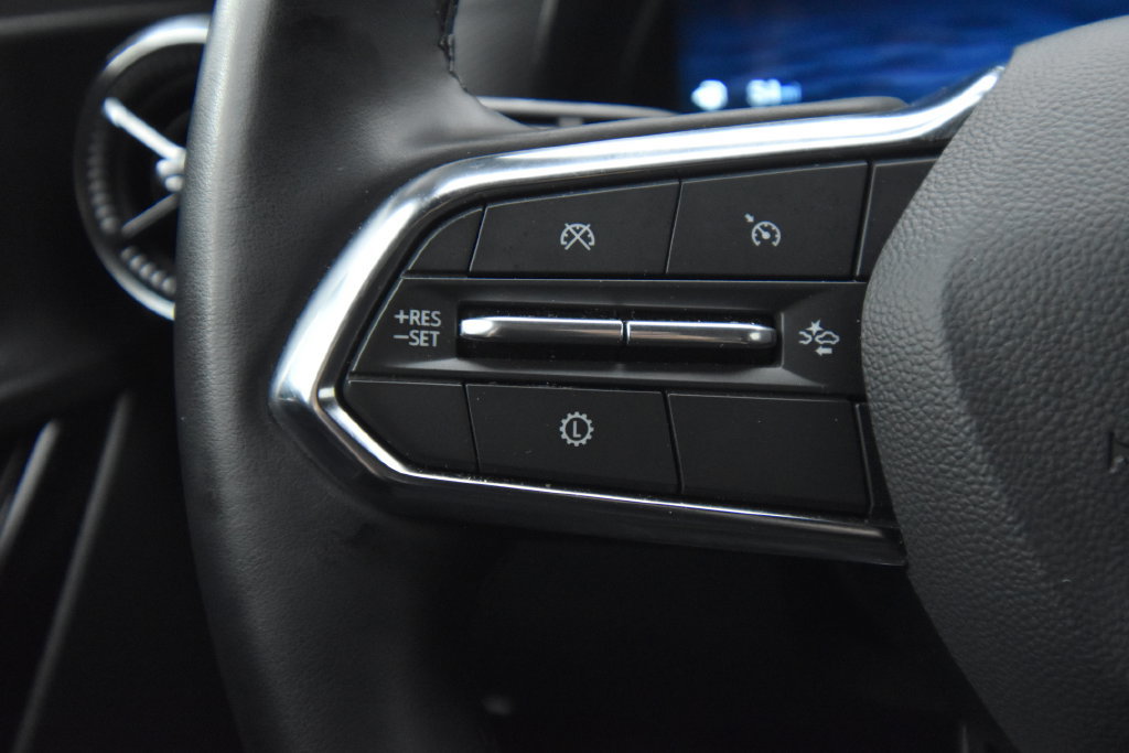 Used 2026 Chevrolet Equinox LT FWD image 29