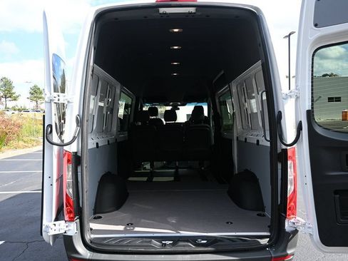 Used 2026 Mercedes-Benz Sprinter 2500 image 29