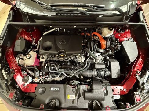 Certified 2022 Toyota RAV4 XLE Premium AWD/4WD image 10