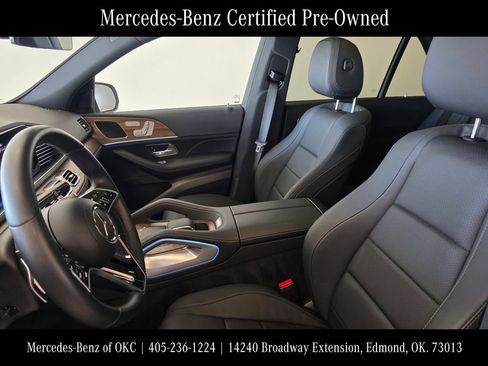 Used 2025 Mercedes-Benz GLE 350 4MATIC image 13