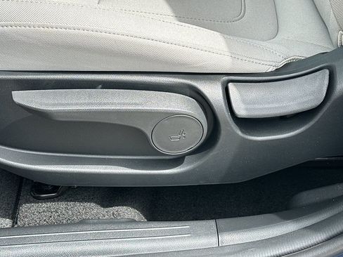 New 2026 Hyundai Tucson SE FWD image 24