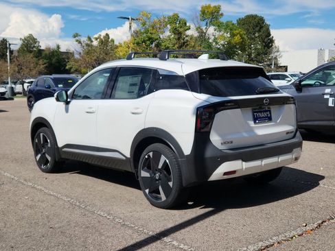 New 2025 Nissan Kicks SR w/ Interior Electronics Package image 5