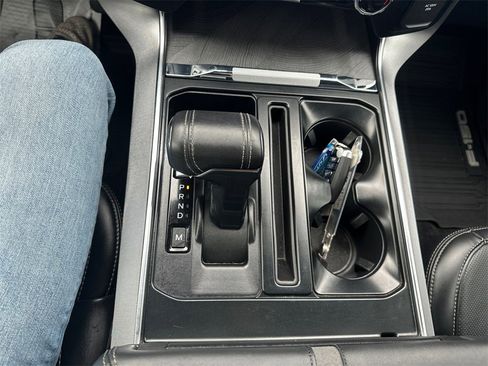 Certified 2023 Ford F150 Platinum w/ Equipment Group 701A High image 25