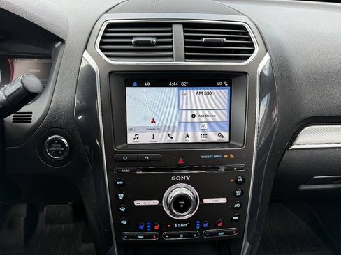 Used 2018 Ford Explorer Sport w/ Equipment Group 401A AWD/4WD image 22