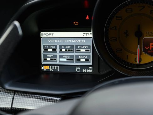 Used 2010 Ferrari 458 Italia Coupe RWD image 30