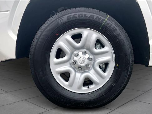 New 2026 Toyota Tundra SR image 11