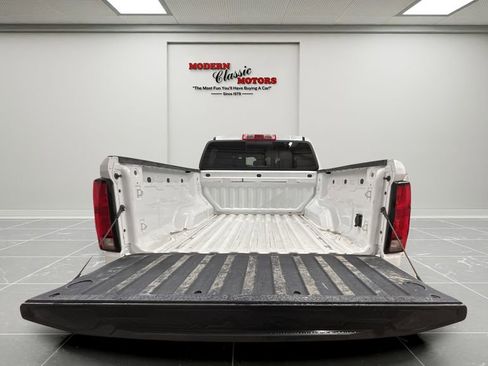 Used 2024 Chevrolet Colorado Z71 w/ Advanced Trailering Package image 16