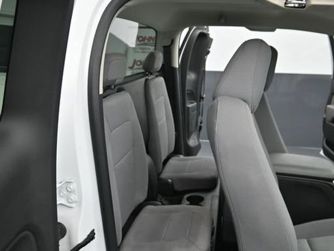 Used 2020 Chevrolet Colorado W/T w/ WT Convenience Package image 25