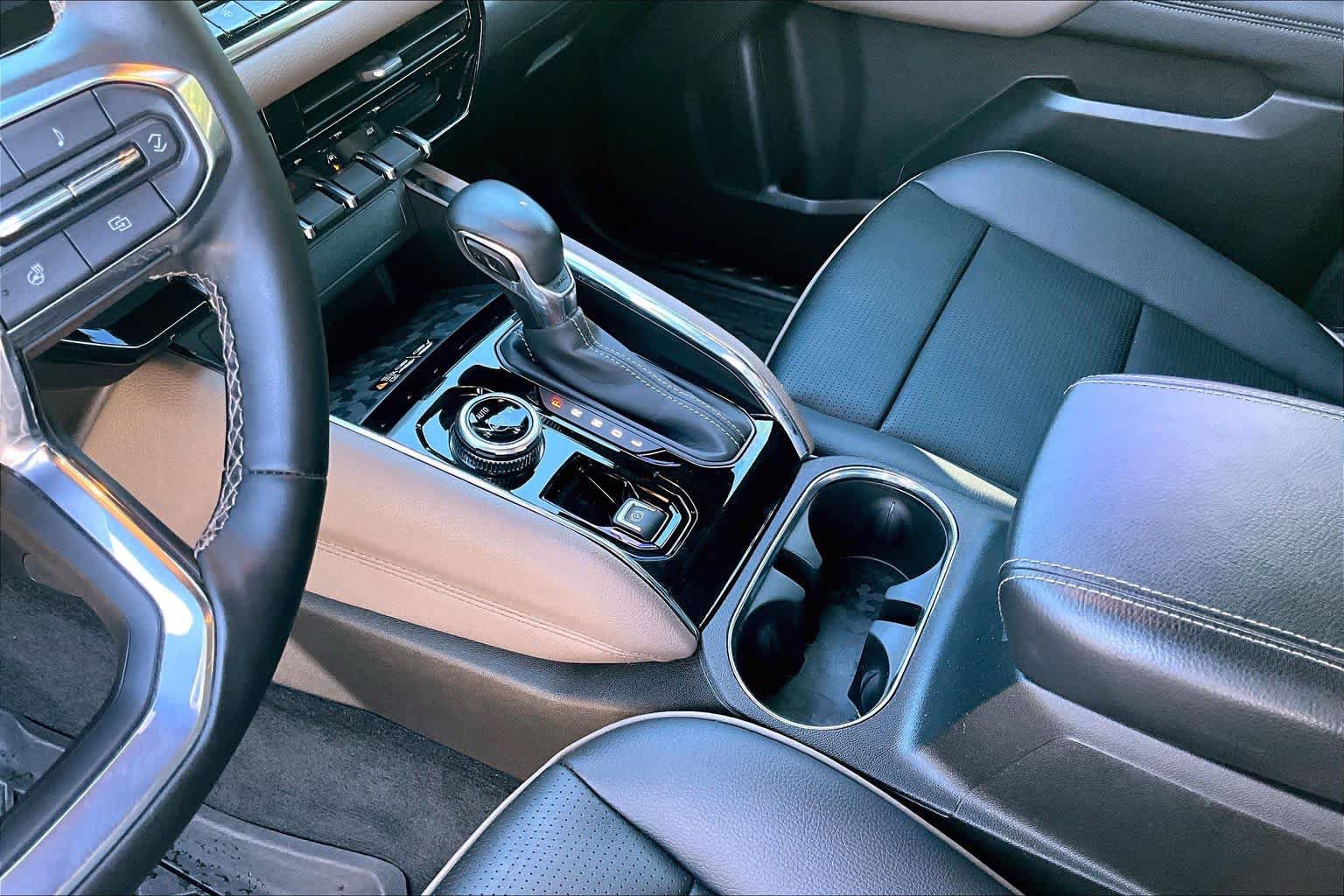 Used 2023 GMC Canyon Denali AWD/4WD image 17