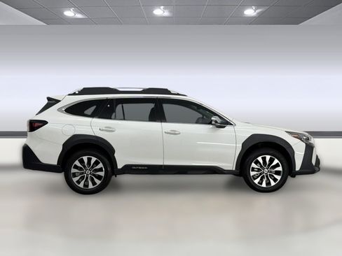 Used 2024 Subaru Outback Touring XT AWD/4WD image 8