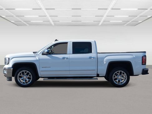 Used 2017 GMC Sierra 1500 SLT w/ SLT Premium Package image 2