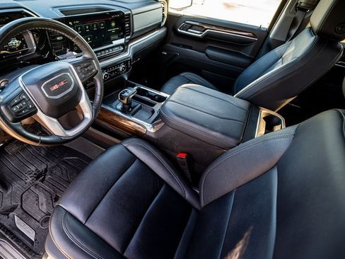 Certified 2024 GMC Sierra 1500 Elevation w/ Elevation Premium Package image 7