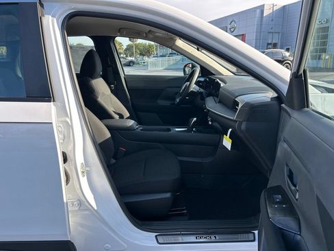 New 2026 Nissan Kicks S FWD image 39