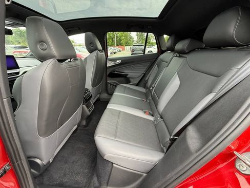 Used 2023 Volkswagen ID.4 Pro RWD image 25