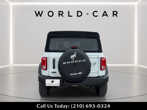 Used 2025 Ford Bronco 4-Door AWD/4WD image 6