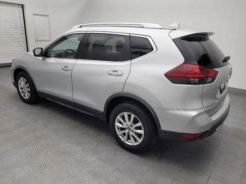 Used 2019 Nissan Rogue SV FWD image 3