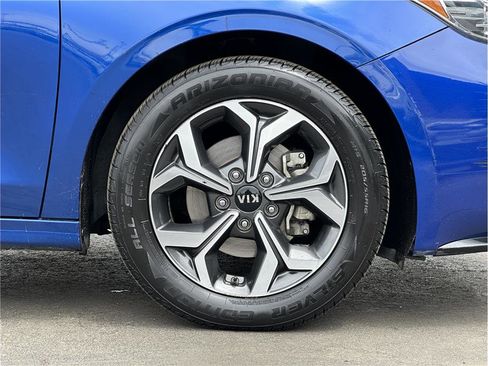 Used 2020 Kia Forte LXS FWD image 23