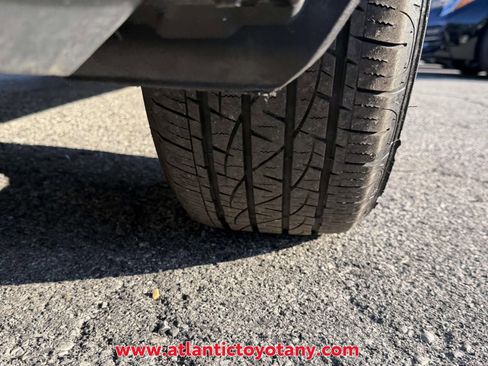 Used 2024 Toyota RAV4 XLE FWD image 33