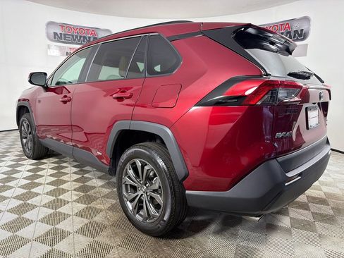 Used 2024 Toyota RAV4 XLE Premium w/ Weather Package AWD/4WD image 6
