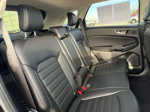 Used 2024 Ford Edge SEL w/ Convenience Package image 38