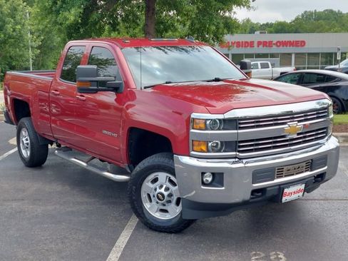 Used 2018 Chevrolet Silverado 2500 LT w/ LT Convenience Package AWD/4WD image 2