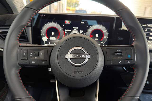 New 2026 Nissan Kicks SR AWD/4WD image 24