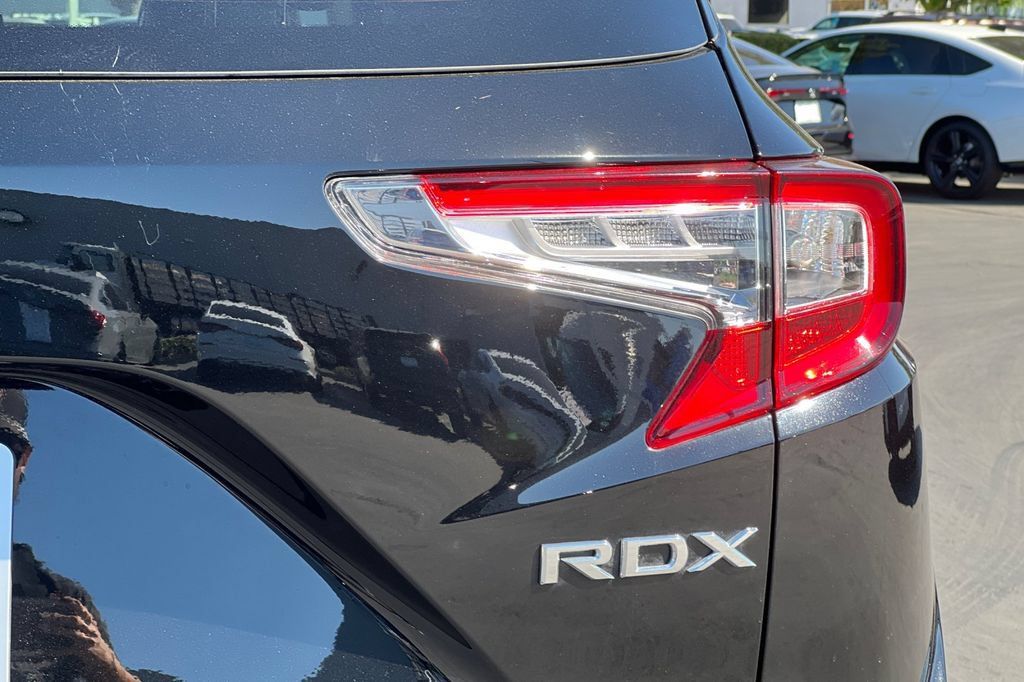 Used 2023 Acura RDX w/ Technology Package FWD image 28
