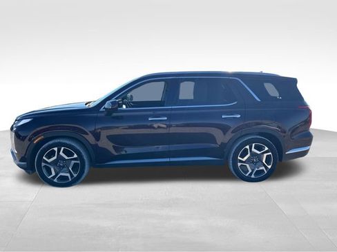 Used 2024 Hyundai Palisade Limited image 2