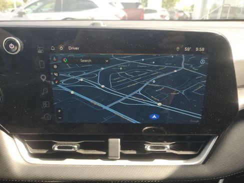 Used 2025 Chevrolet Equinox LT AWD/4WD image 22