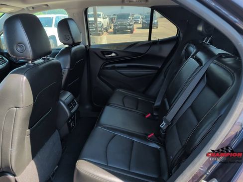 Used 2019 Chevrolet Equinox Premier FWD image 16
