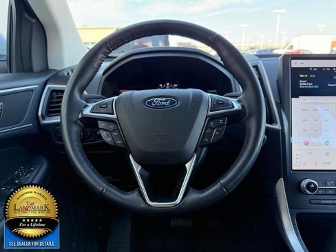 Used 2024 Ford Edge SEL image 17