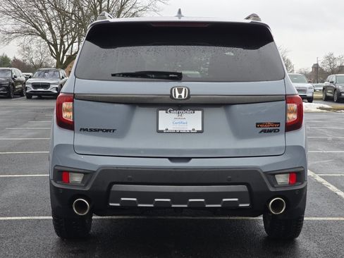 Certified 2022 Honda Passport TrailSport image 18