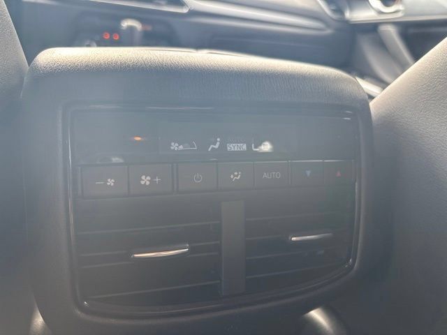 Used 2019 MAZDA CX-9 Touring AWD/4WD image 20