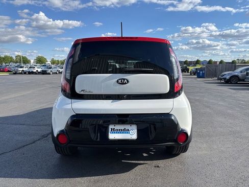 Used 2016 Kia Soul + w/ Designer's Package FWD image 7